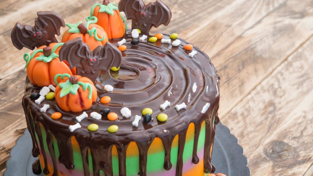 Indulge on this horrific Halloween cake - Pre Selling Condo in the Philippines - Camella Manors